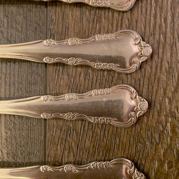 Rogers Bros flatware - Picture 3 of 12